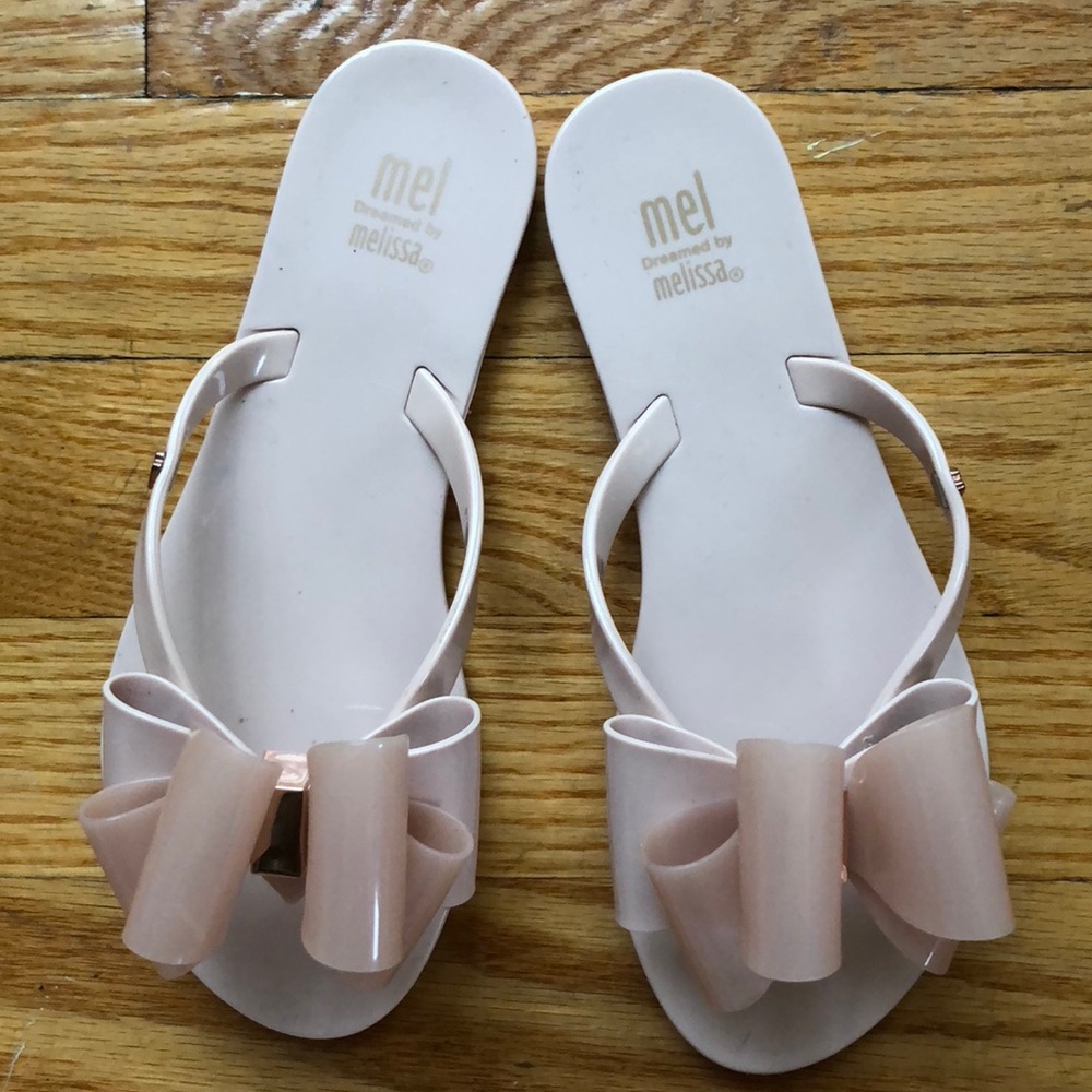 Mel ribbon bow flip flop sandals kids size 2
